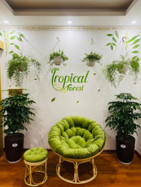 Trippy Tropical Villa